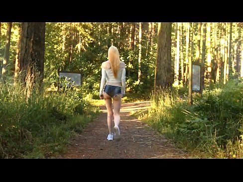 ❤️ Lijepa žena se kreće polako, a ne goli video ️❌ Porno u pornografiji hr.tube-sexer-com.ru ❌