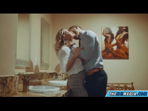 ❤️ Kad te prsata plavuša zavede u javnom zahodu ️❌ Porno u pornografiji hr.tube-sexer-com.ru ❌